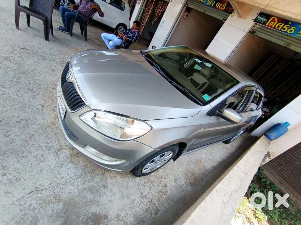 Skoda Rapid 2012 Diesel 125000 Km Driven