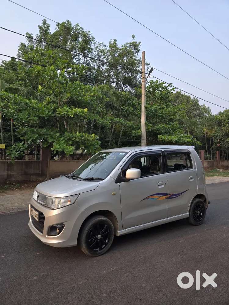 Maruti Suzuki Stingray 2015 Petrol Well Maintained