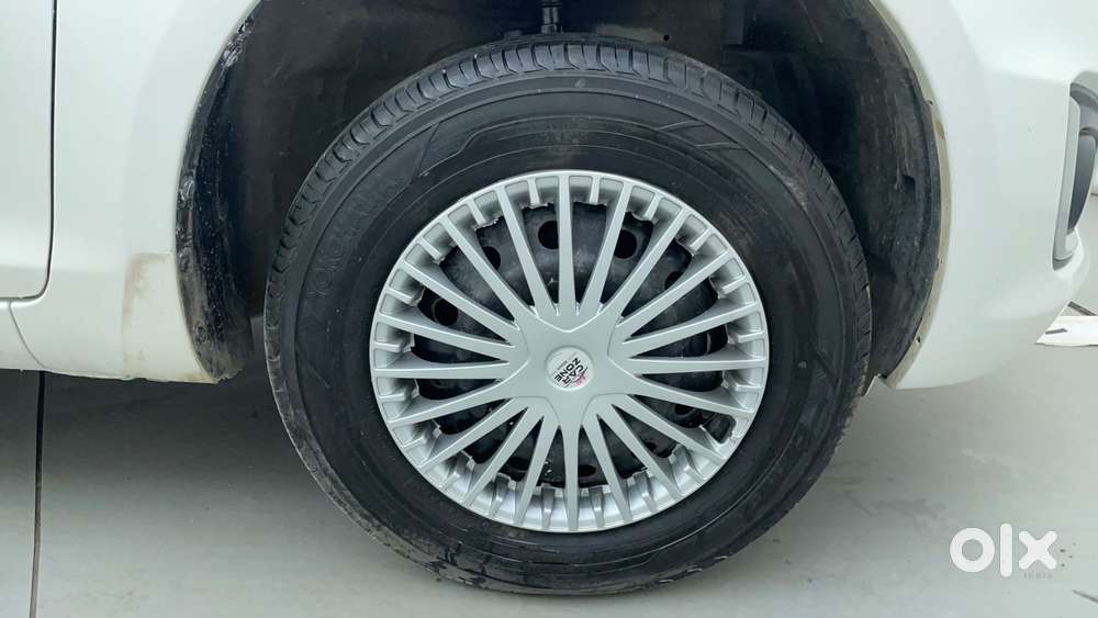 Maruti Suzuki Swift Vvt Vxi, 2016, Petrol