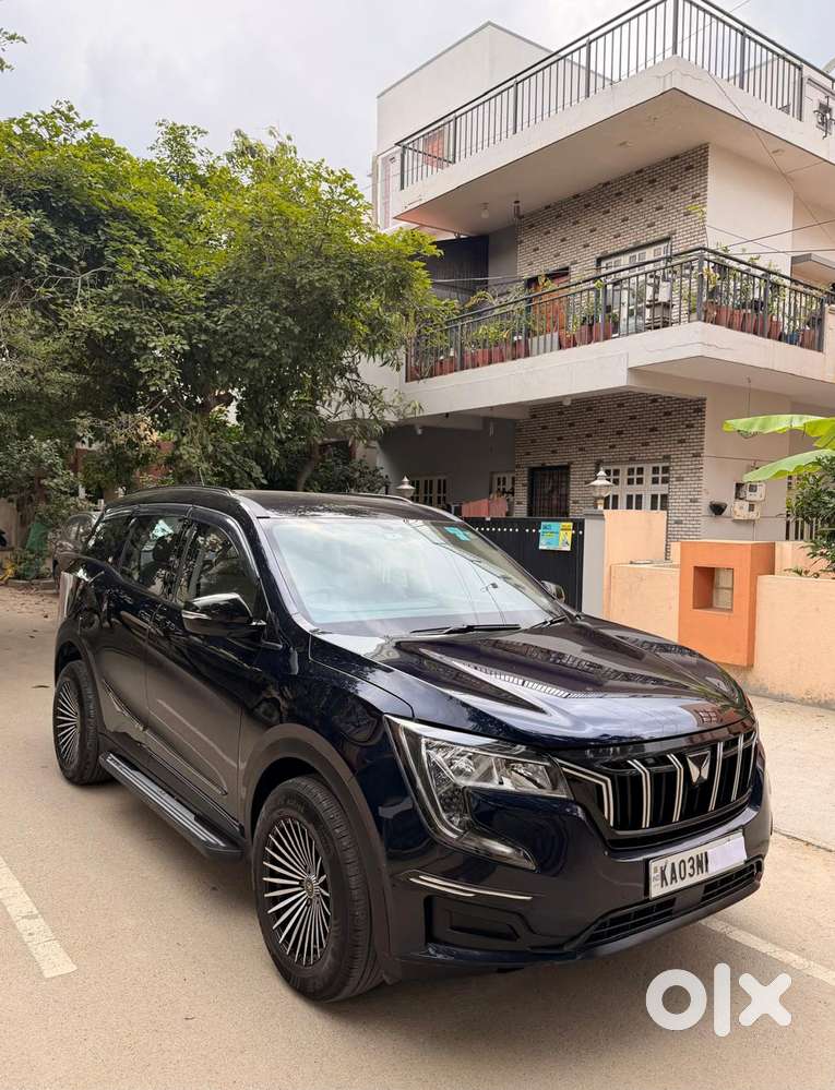 Mahindra Xuv700 Mx Petrol Mt 5 Str (e), 2022, Petrol