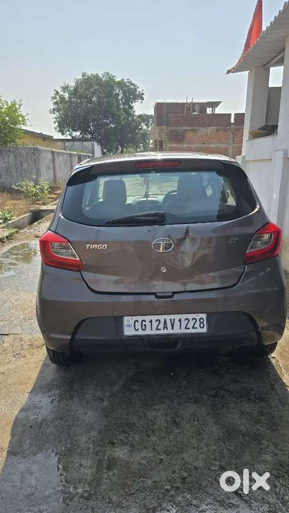 Tata Tiago 2018 Petrol