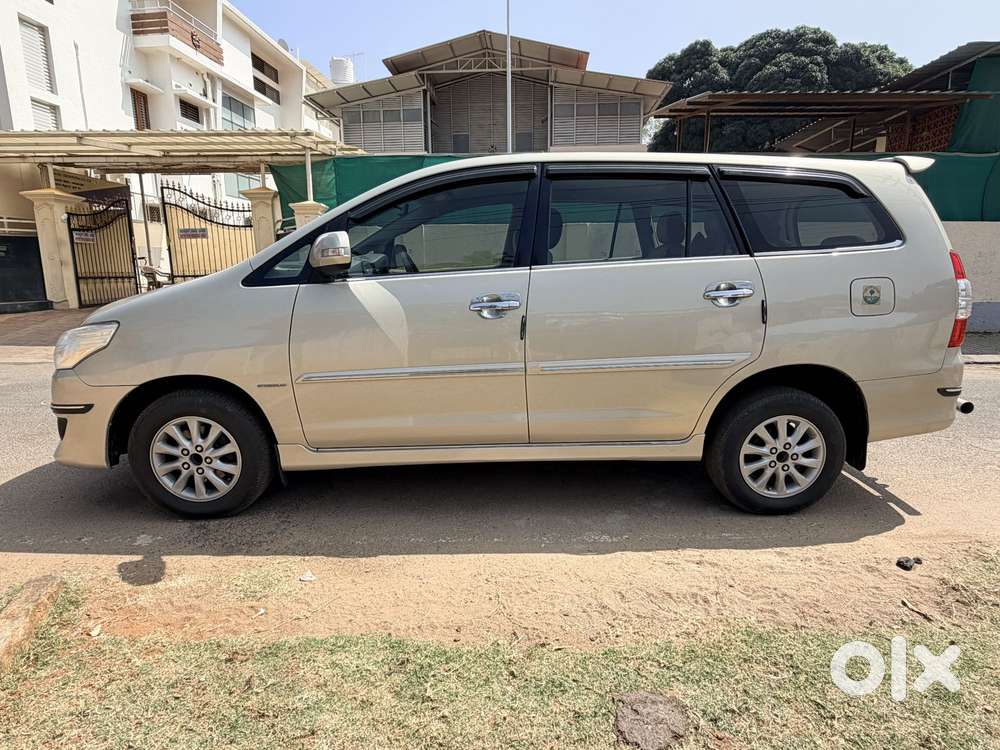 Toyota Innova 2.5 Vx 7 Str, 2013, Diesel