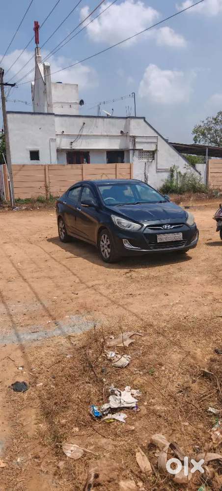 Hyundai Fluidic Verna 2012