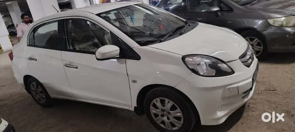 Automatic Honda Amaze For Sale In Excellent Condition