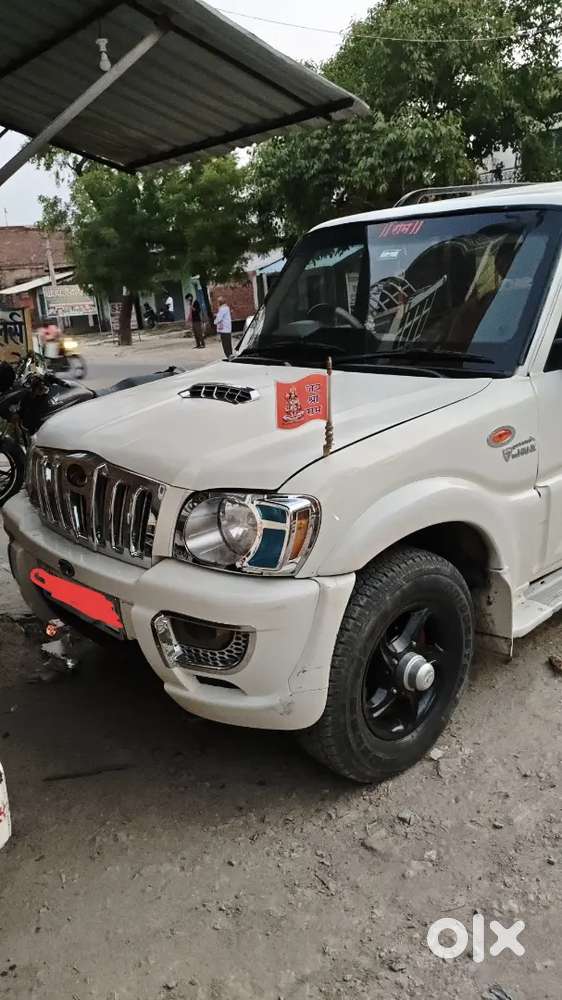 Mahindra Scorpio Classic 2012 Diesel 151000 Km Driven