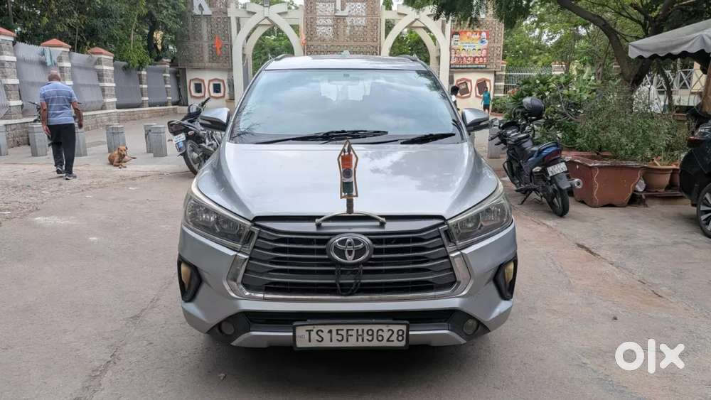 Toyota Innova Crysta [2020-ongoing] 2.4 Gx 7 Str, 2017, Diesel