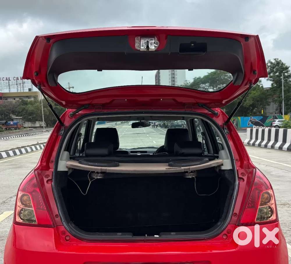 Maruti Suzuki Swift Vxi, 2011, Petrol