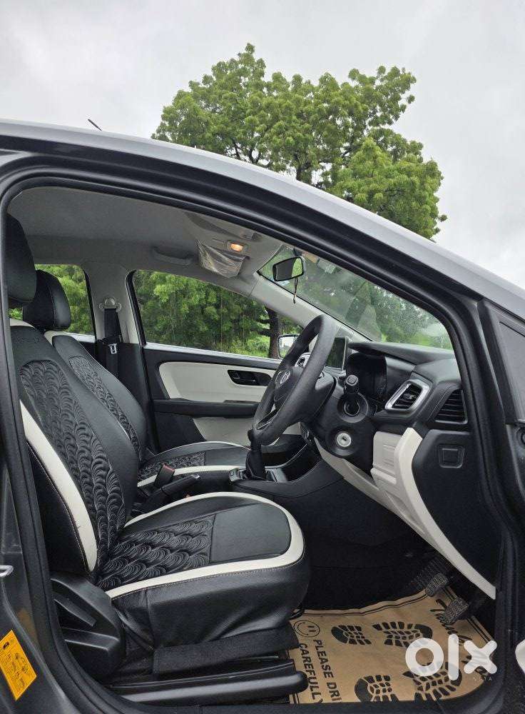 Tata Altroz 1.2 Xm Plus, 2022, Petrol