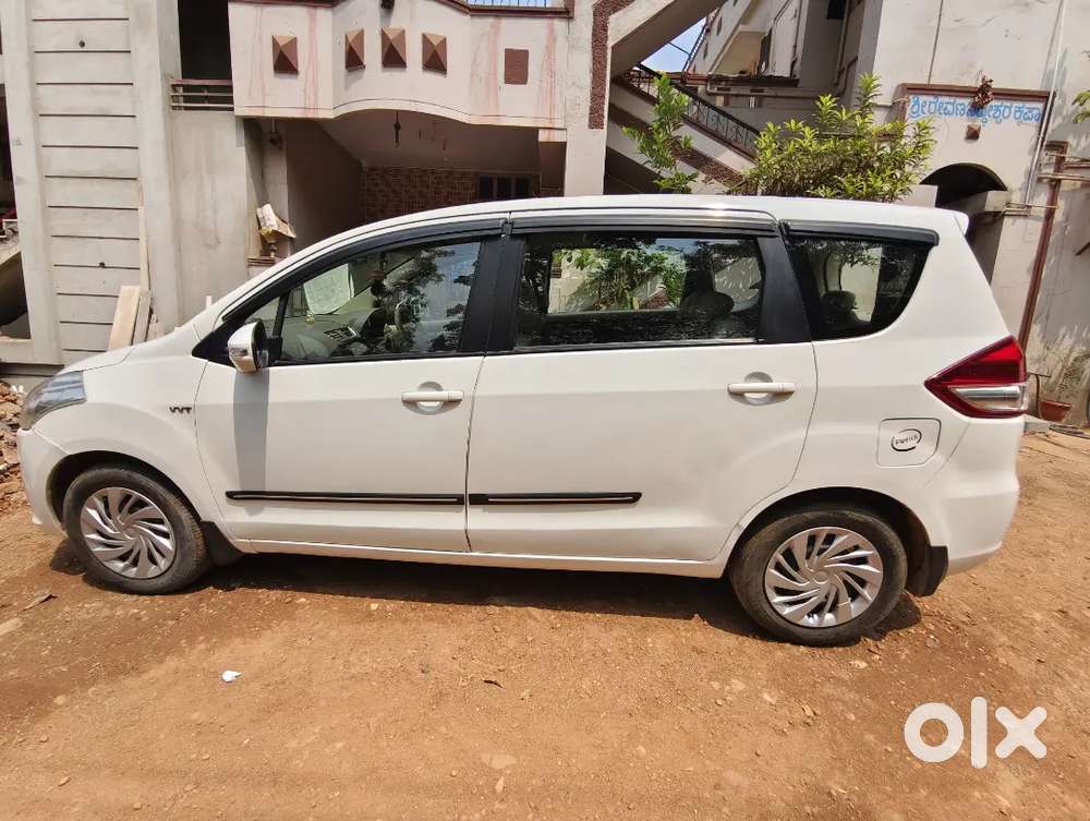 Maruti Suzuki Ertiga 2012 Petrol Well Maintained