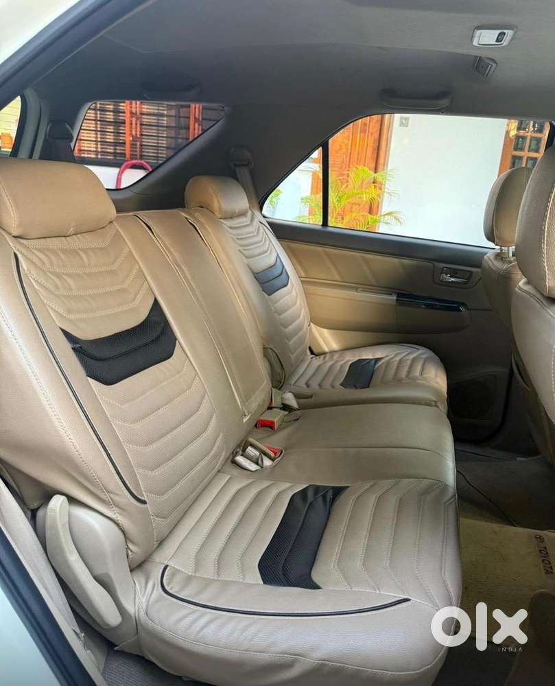Toyota Fortuner 2012 Diesel 122000 Km Driven
