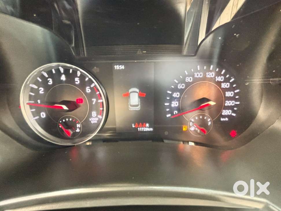 Maruti Suzuki Swift, 2025, Petrol