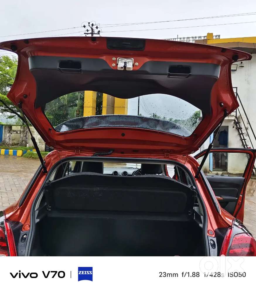 Maruti Suzuki Swift 1.2 Vxi 2019