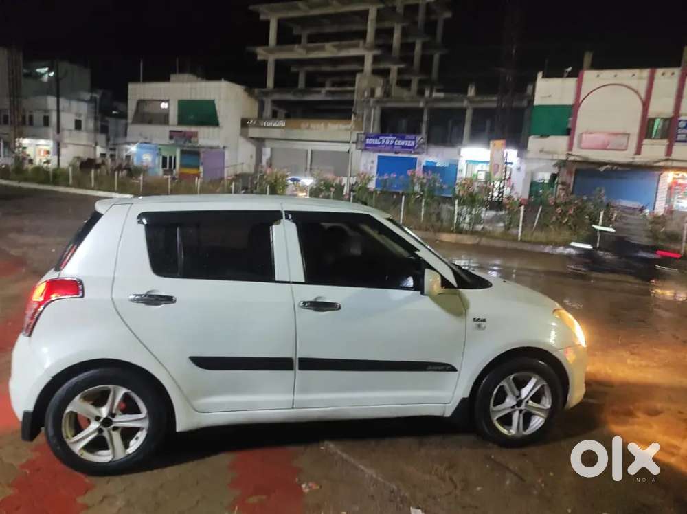 Maruti Suzuki Swift 2000 Km Driven