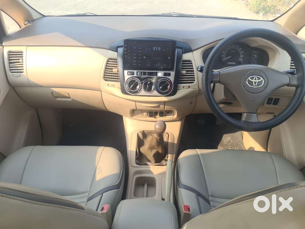 Toyota Innova 2.5 Gx 8 Str Bs-iii, 2007, Diesel