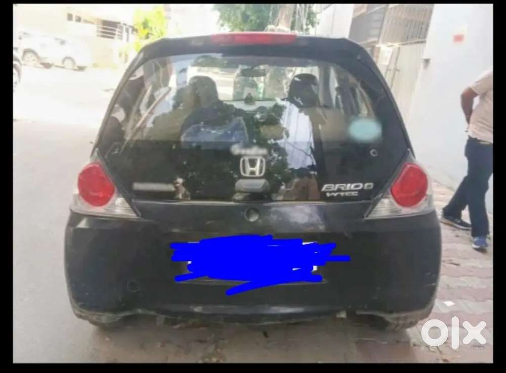 Direct Owner Honda Brio Petrol Mt 2013 Cng Outside Fitted