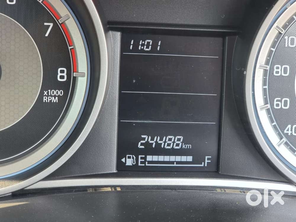 Maruti Suzuki Dzire 1.2 Vxi, 2022, Petrol