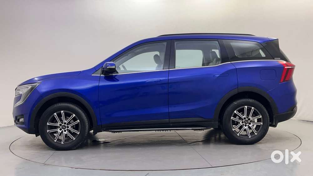 Mahindra Xuv700 2.0 Ax 7 Petrol Mt Str, 2022, Petrol