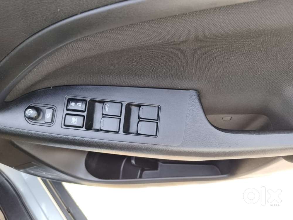 Maruti Suzuki Brezza 1.5 Vxi Smart Hybrid, 2022, Petrol