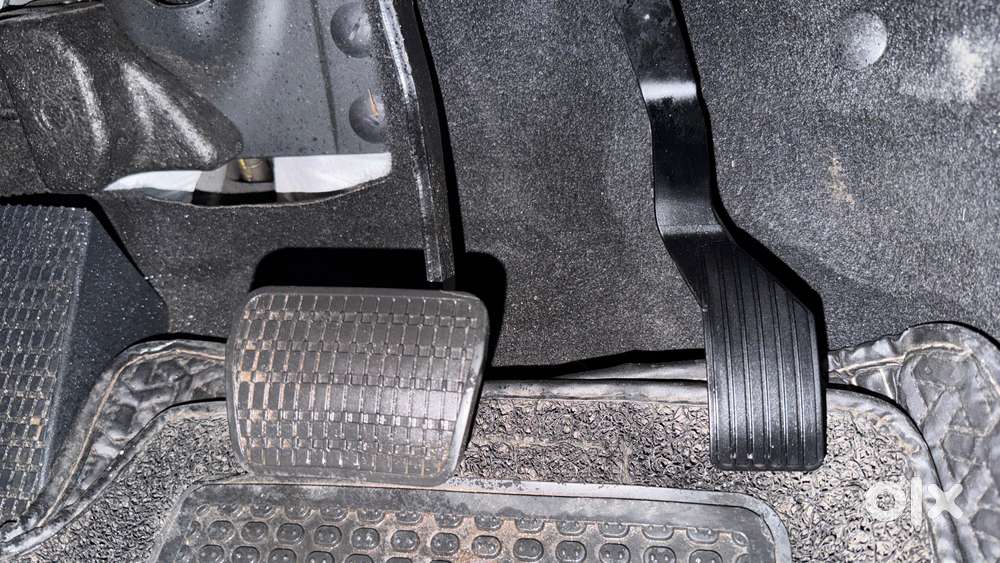 Tata Punch Accomplished Dazzle Amt Sunroof, 2023, Petrol