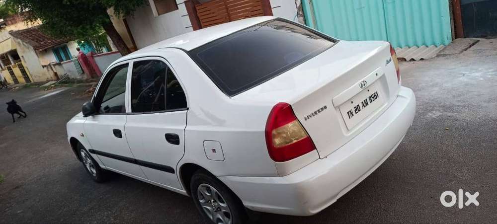 Hyundai Accent Hatchback 2012 Petrol Well Maintained