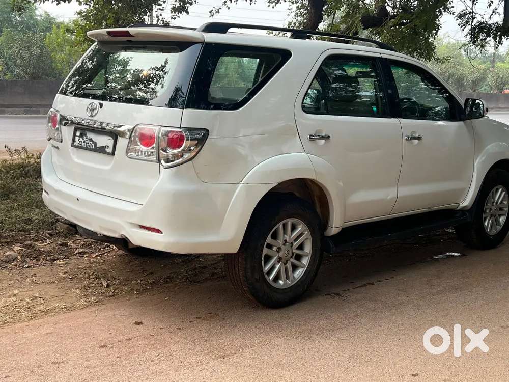 Toyota Fortuner 2014