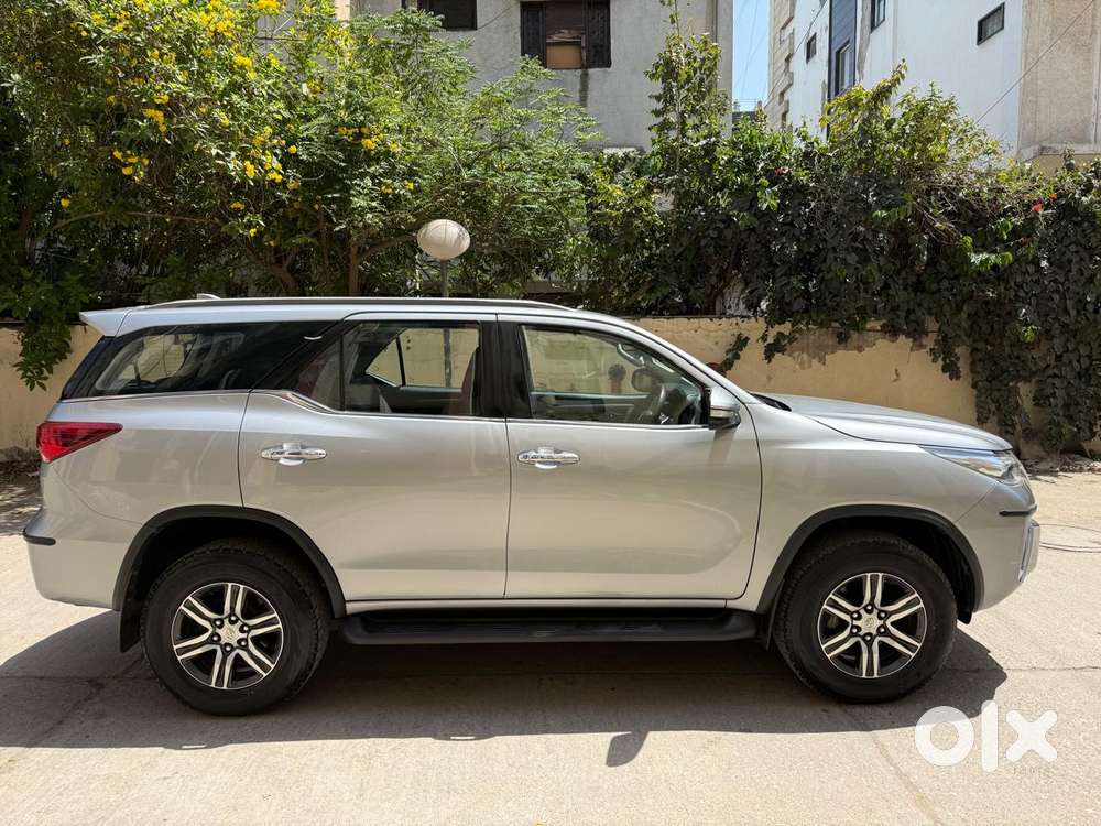 Toyota Fortuner 4x2 At 2.7 Petrol, 2017, Petrol