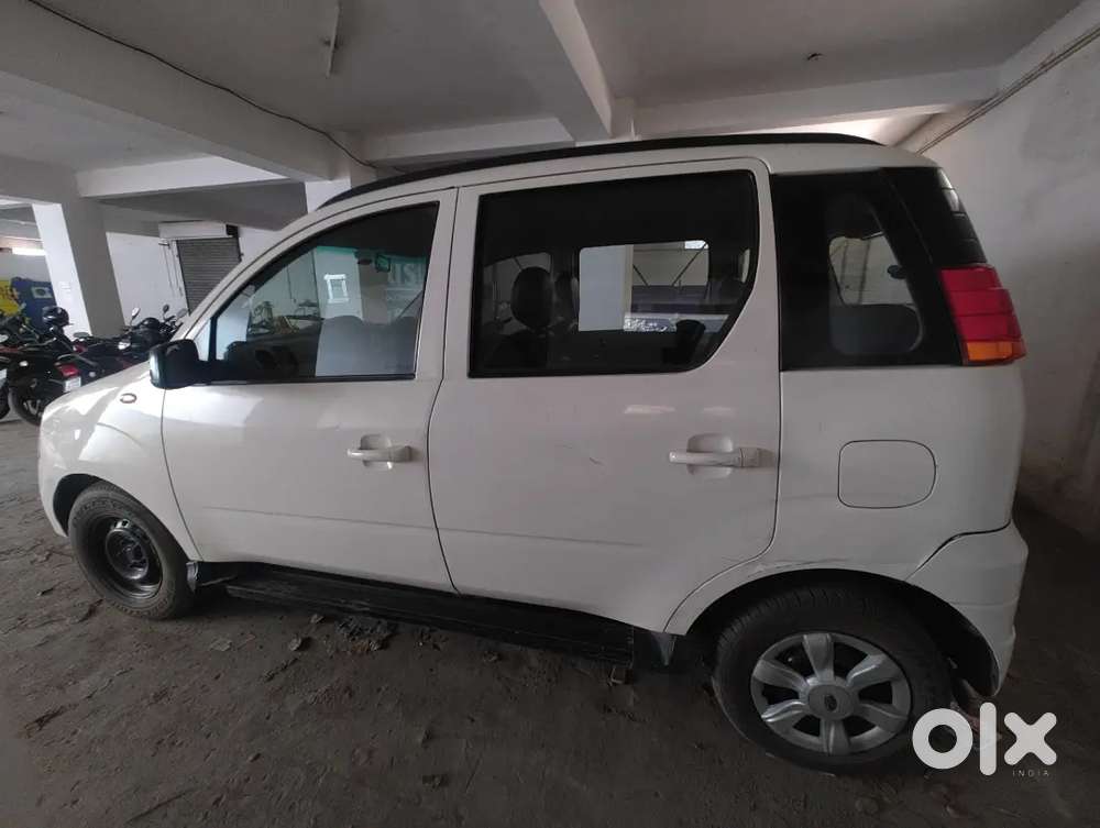 Mahindra Quanto 2016 Petrol 95000 Km Driven