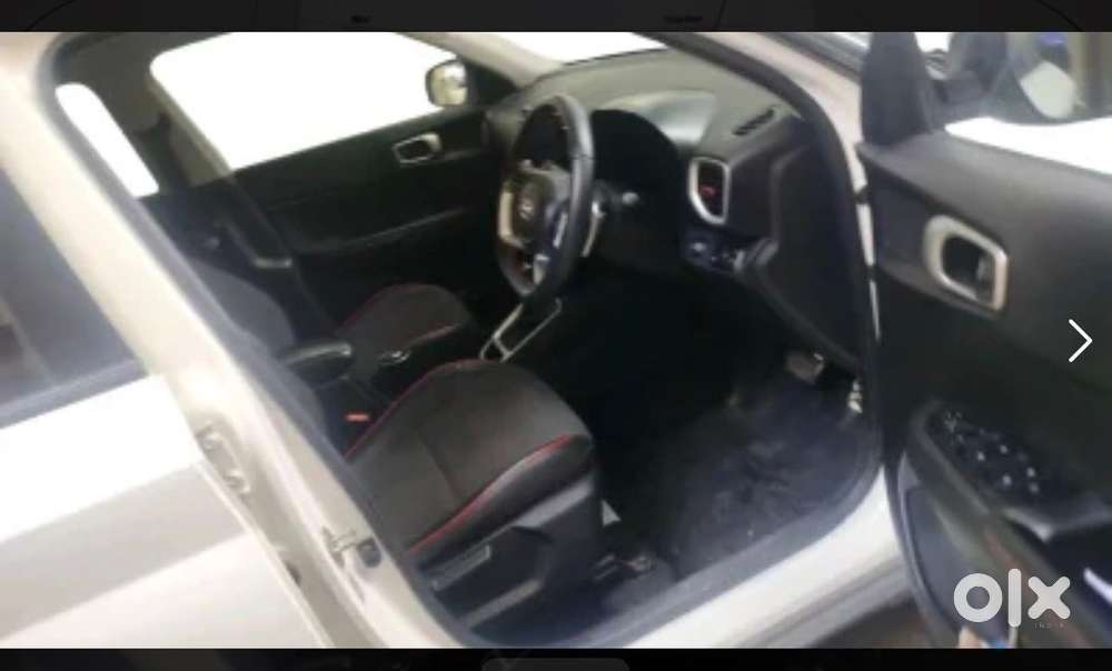 Hyundai Venue Petrol 2022 Model
