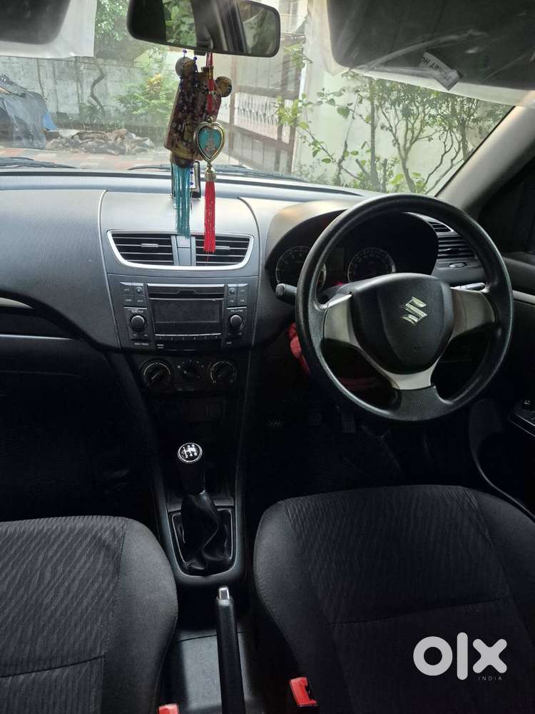 Maruti Swift Vxi 2016