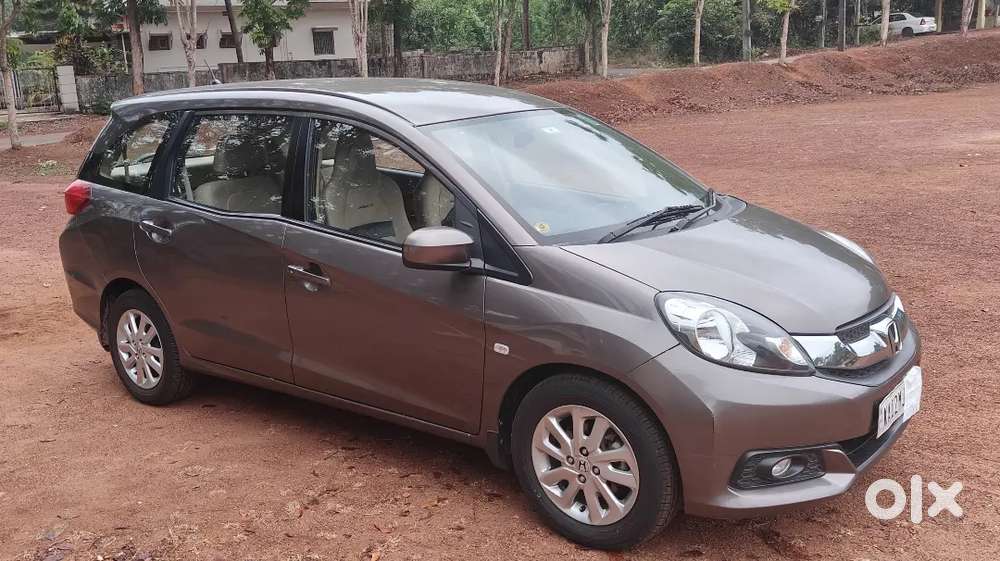 Honda Mobilio 7 Seater