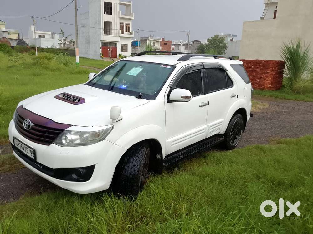 Toyota Fortuner 2015 Diesel Well Maintained