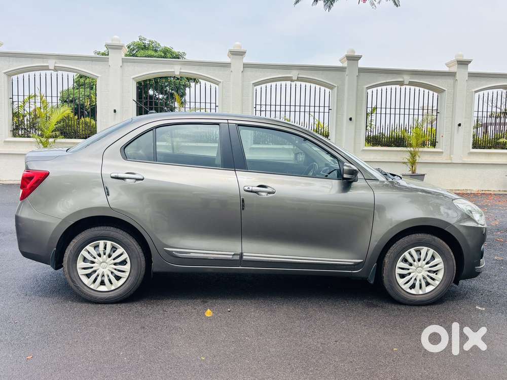 Maruti Suzuki Swift Dzire 1.3 Vxi, 2000, Petrol