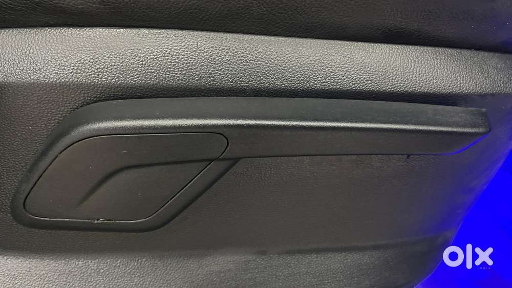 Mahindra Kuv 100 2016-2017 Mfalcon G80 K6 5str, 2016, Petrol