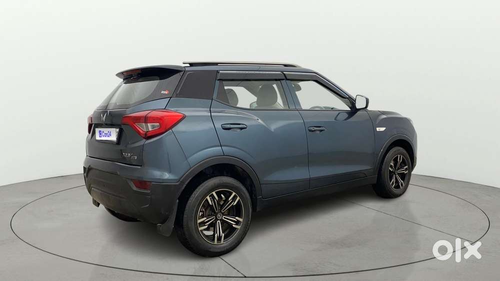 Mahindra Xuv300 W4, 2023, Petrol