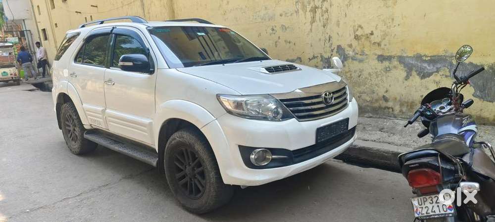 Mint Condition Fortuner 2015
