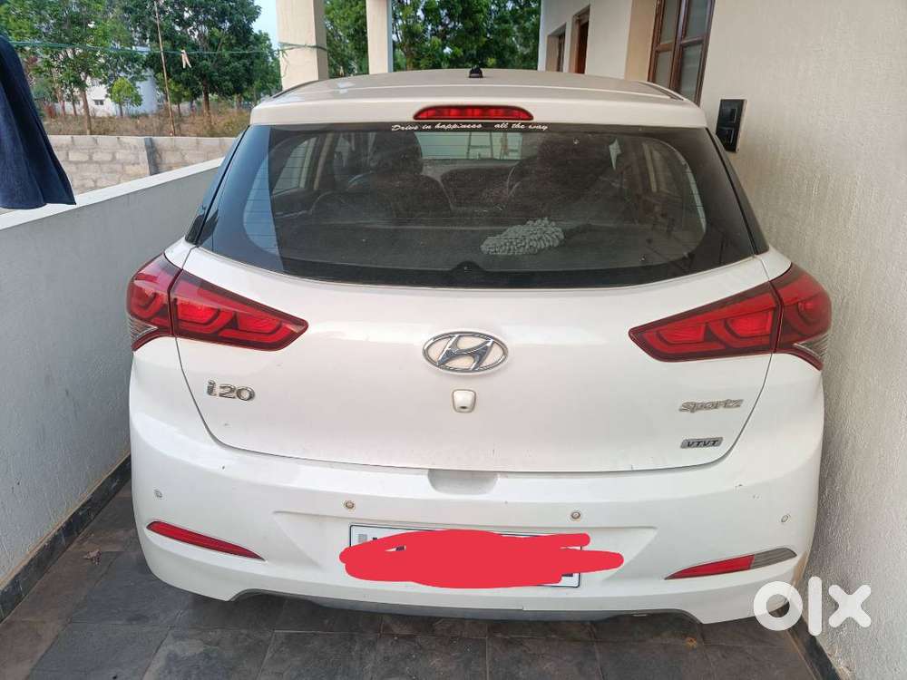 Hyundai I20 Sportz, 2017, Petrol