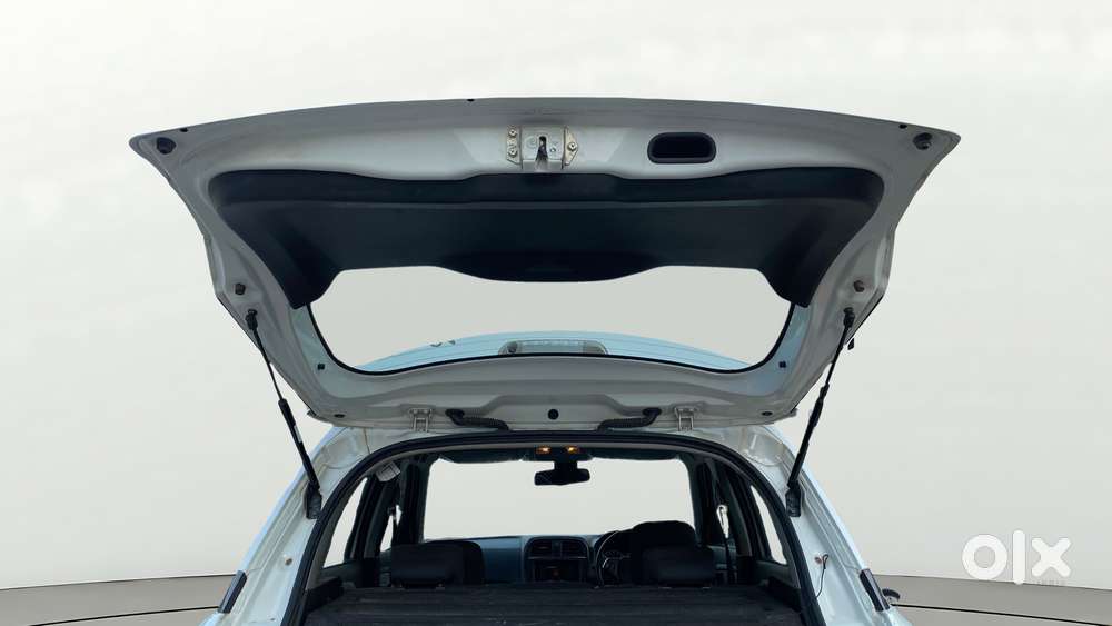 Maruti Suzuki Vitara Brezza Zxi +, 2022, Petrol
