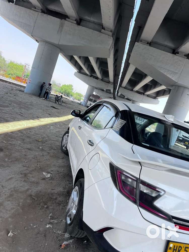 Hyundai Aura Sx 2023 Cng & Hybrids Good Condition