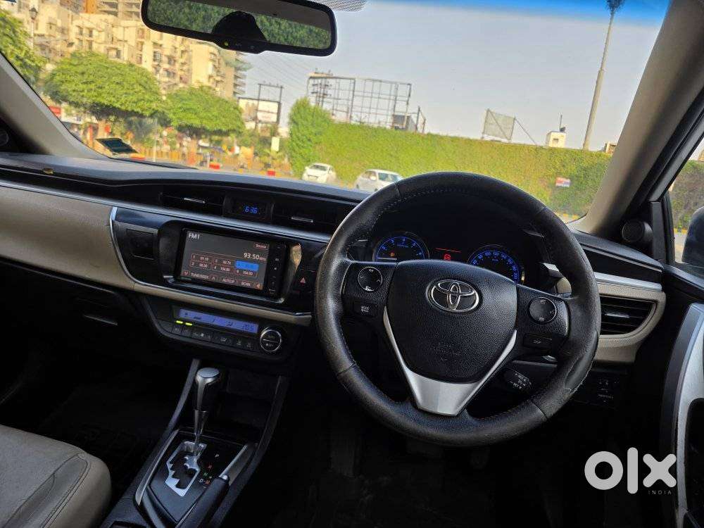 Toyota Corolla Altis 2013-2017 Vl At, 2014, Petrol