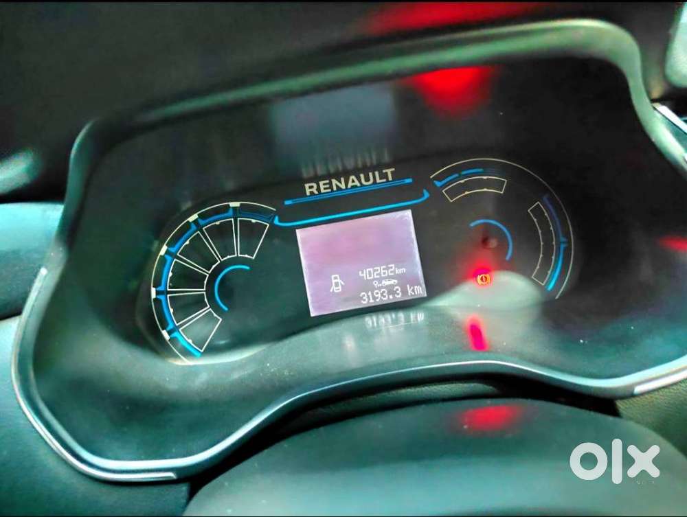 Renault Triber Rxt, 2020, Petrol