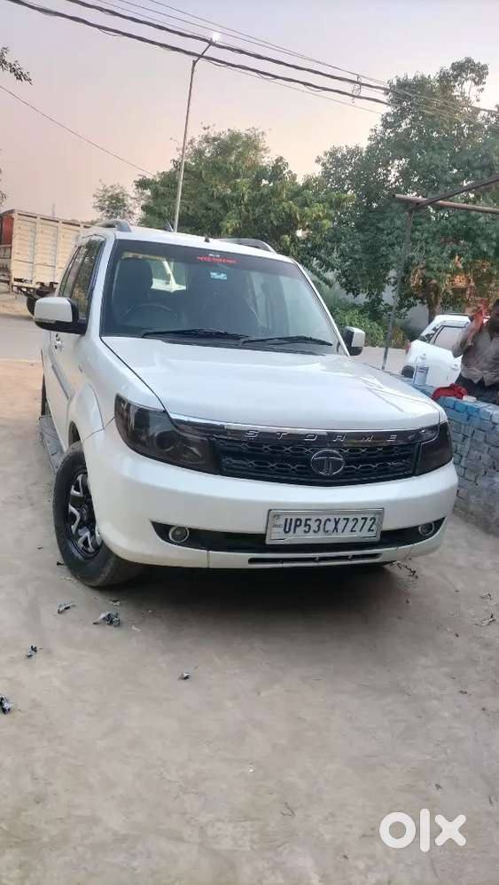 Tata Safari Storme 2018