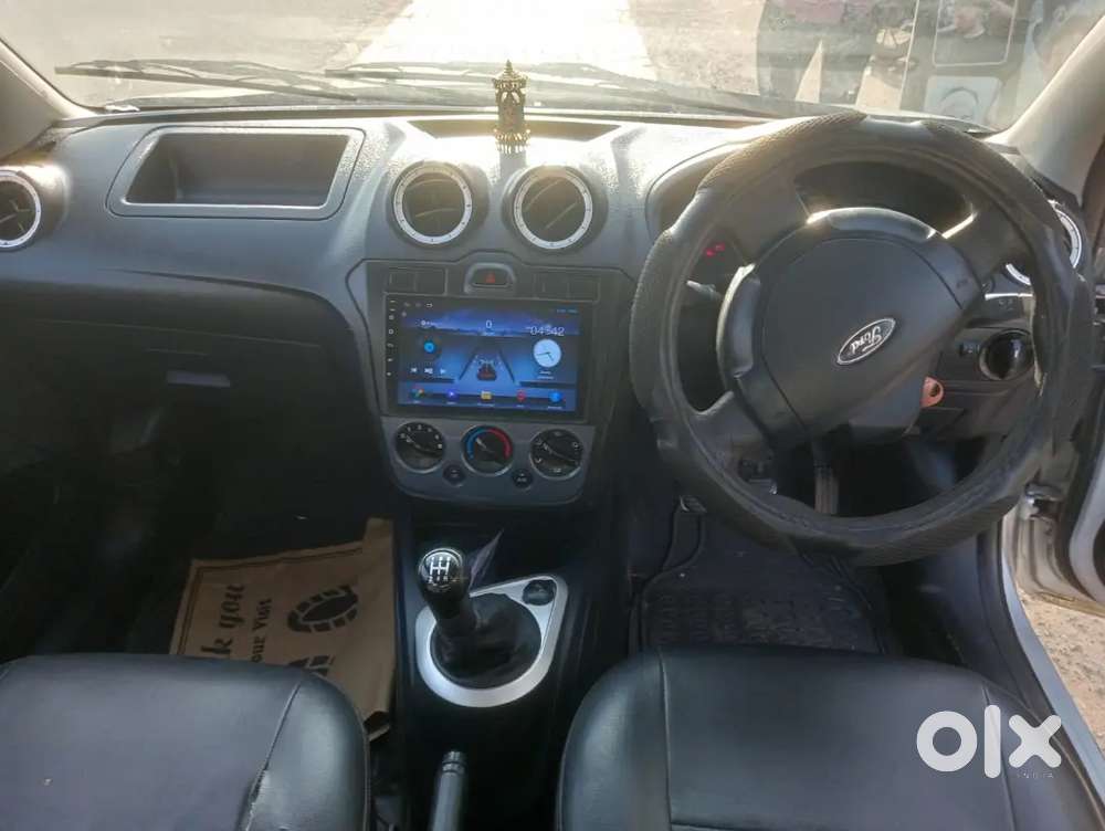 Ford Figo 1.4 Duratorq 2015 All Good Condition Car Desil No Time Pass