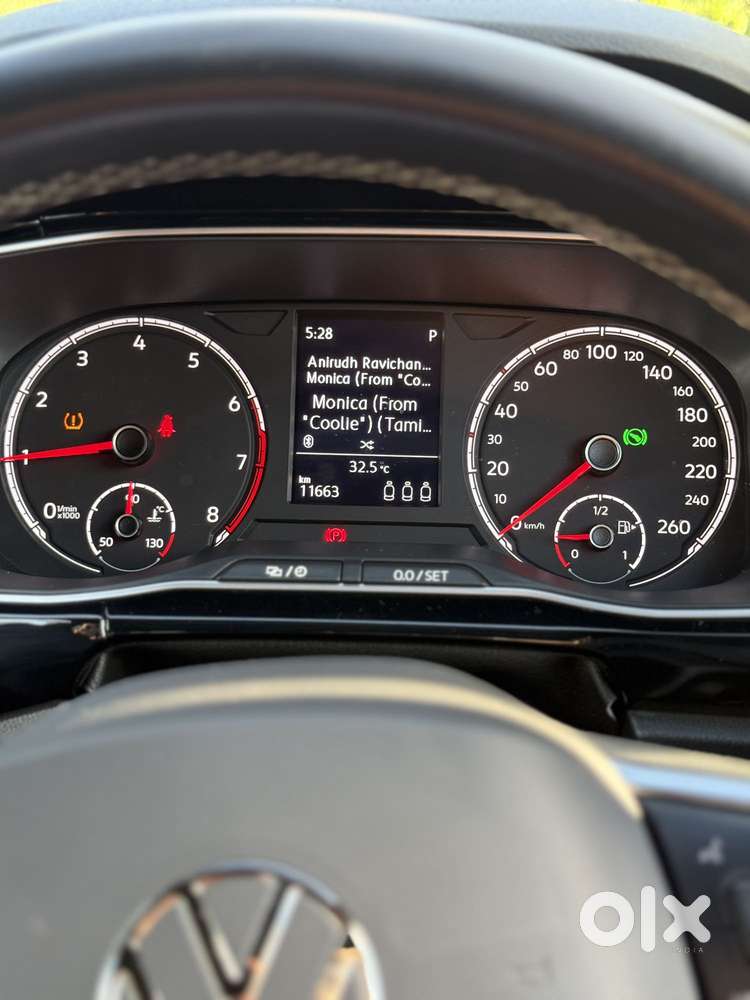 Volkswagen Taigun 1.0 Tsi Topline At, 2024, Petrol
