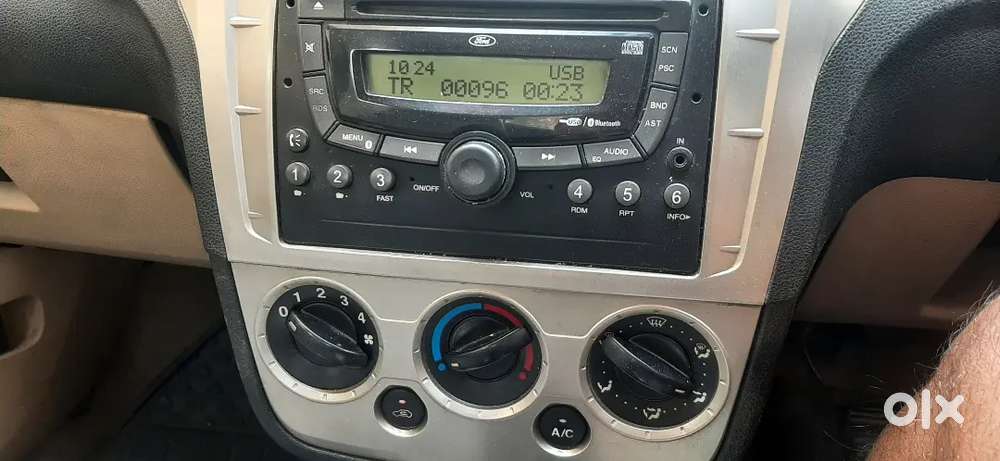 Ford Fiesta Classic 2013 Petrol 50000 Km Driven With Fancy Number