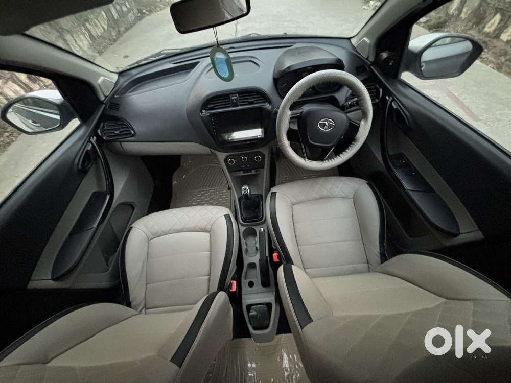 Tata Tiago 1.2 Revotron Xt (o), 2018, Petrol