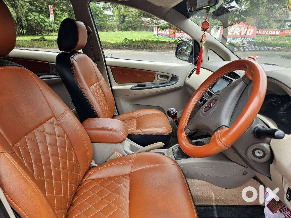 Toyota Innova 2004-2011 2.5 G4 Diesel 7-seater, 2009, Diesel