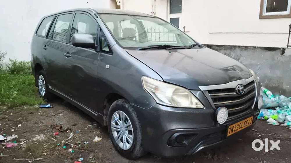 Toyota Innova 2013 Diesel 375000 Km Driven
