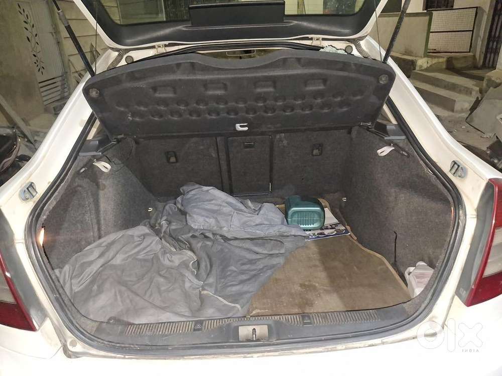 Skoda Laura 2011 Diesel Well Maintained