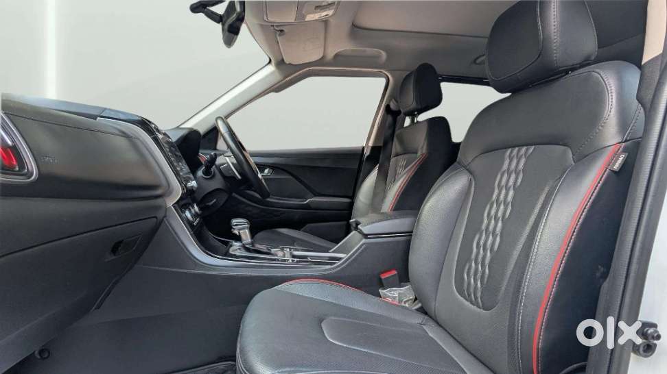 Hyundai Creta Sx (o) 1.5 Diesel Automatic Knight Dual Tone, 2023, Di..