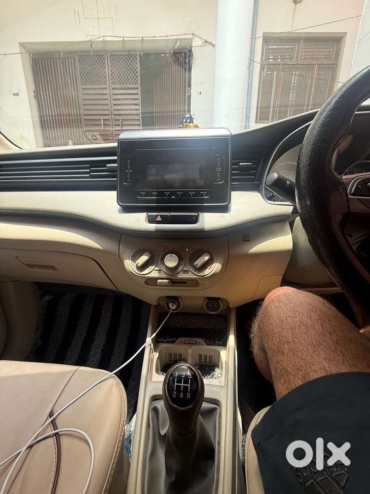 Maruti Ertiga Vxi 2024